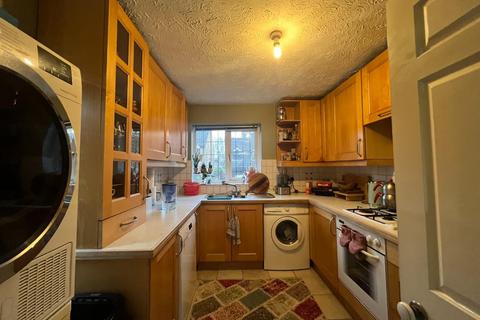 3 bedroom detached house to rent, Loughton