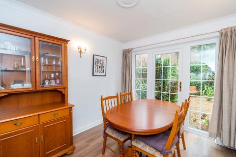 4 Ashridge Close, Southampton, SO15 2GX