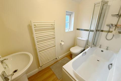 43 Amis Way, Stratford-upon-avon, CV37 7JD