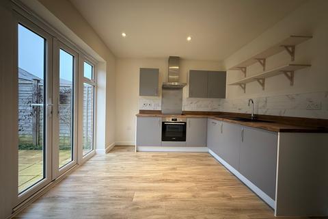 2 bedroom terraced house for sale, Wilkins Close, Brize Norton, Carterton, Oxfordshire, OX18