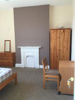 1 bedroom in a house share to rent, Machon Bank, Sheffield S7