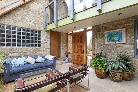 4 bedroom detached house for sale, St Marys Way, Brownshill, Stroud