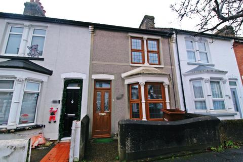 3 bedroom terraced house to rent, Cavendish Avenue,  Gillingham, ME7