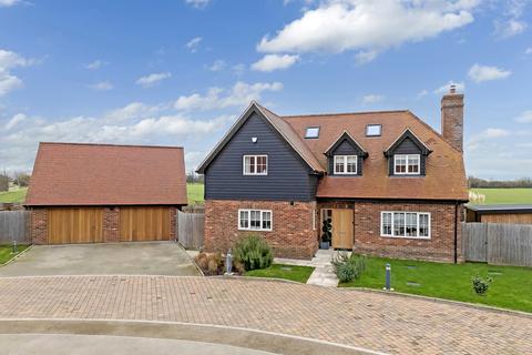 5 bedroom detached house to rent, Fen Gate, Fen Lane, Bulphan, RM14