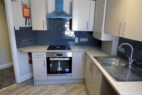 2 bedroom apartment to rent, St Leonardsgate, Lancaster, LA1