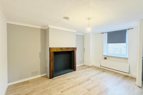 2 bedroom terraced house to rent, Wakefield Road, Denby Dale, Huddersfield, HD8 8SZ