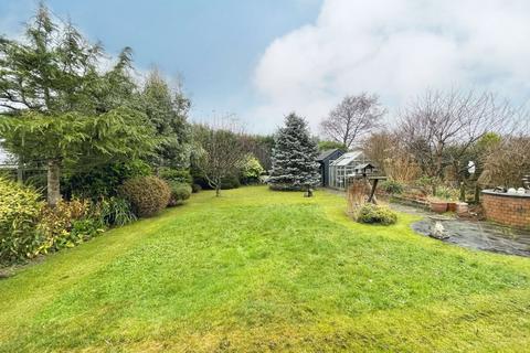 3 bedroom bungalow for sale, Calder Avenue, Thornton FY5