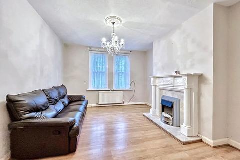 3 bedroom property for sale, Barrack Road, Newcastle upon Tyne, Tyne and Wear, NE4 5BA