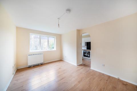 1 bedroom flat to rent, Baildon Street, Deptford. London, SE8