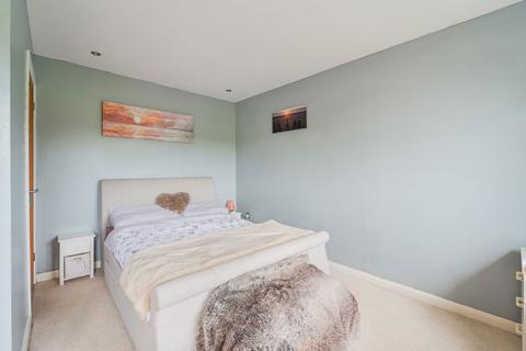 2 bedroom end of terrace house for sale, Lucilina Drive, Edenbridge TN8