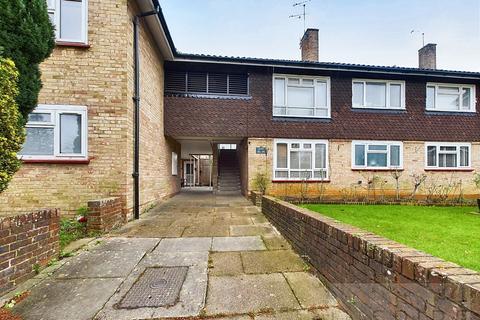 2 bedroom flat for sale, Ashdown Drive, Crawley RH10