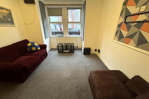 5 bedroom terraced house to rent, Widdrington Road, Coventry, CV1 4EU