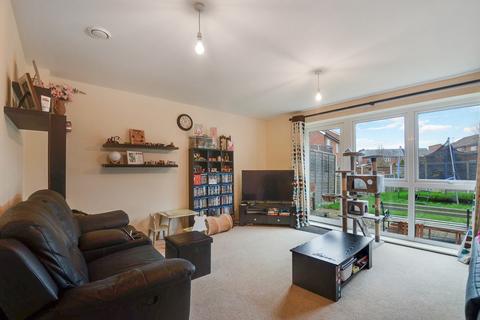 2 bedroom semi-detached house for sale, at Greensleeves Drive, Aylesbury, Aylesbury HP18