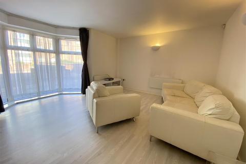 2 bedroom apartment for sale, Station Road, Wilmslow