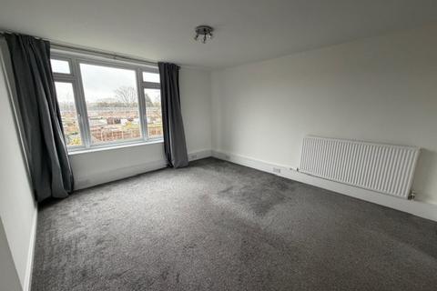 1 bedroom apartment to rent, Little Lullaway, Basildon, SS15