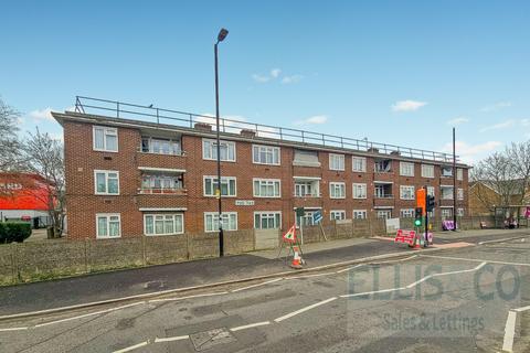 3 bedroom apartment for sale, Greenford Road, Greenford, UB6