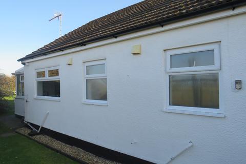 1 bedroom semi-detached bungalow to rent, West Fen Drainside, Frithville PE22