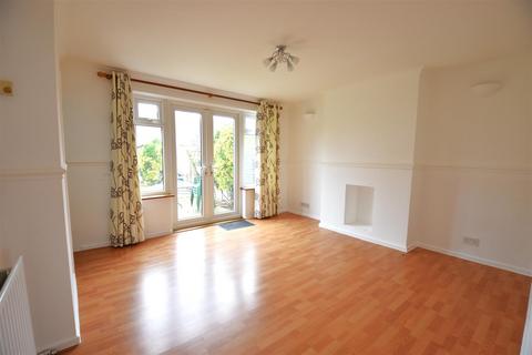 2 bedroom maisonette to rent, Burr Close, Bexleyheath DA7