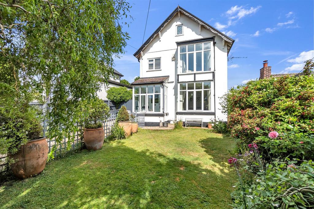 69 Alexandria Road.3.jpg