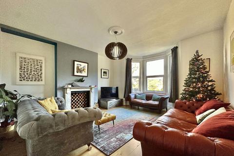 2 bedroom maisonette for sale, Wells Road, Bath