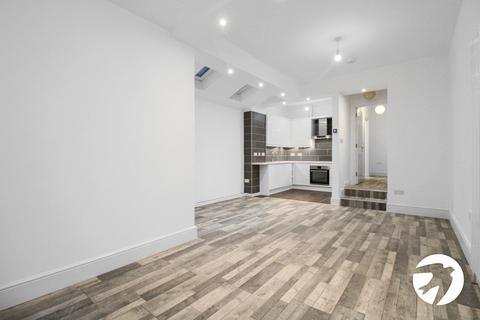 5 bedroom terraced house to rent, Leahurst Road, London, SE13