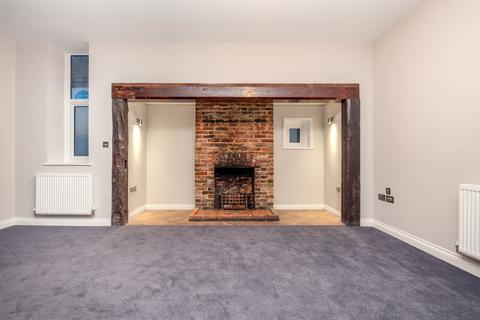 2 bedroom apartment for sale, Queens Street, Horsham, RH13