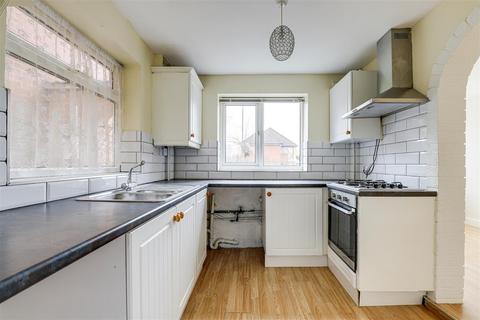 3 bedroom semi-detached house to rent, Percy Street, Basford NG6