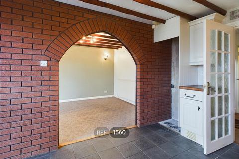 4 bedroom detached house to rent, 66, Standidge Drive, HULL, HU8 0RW