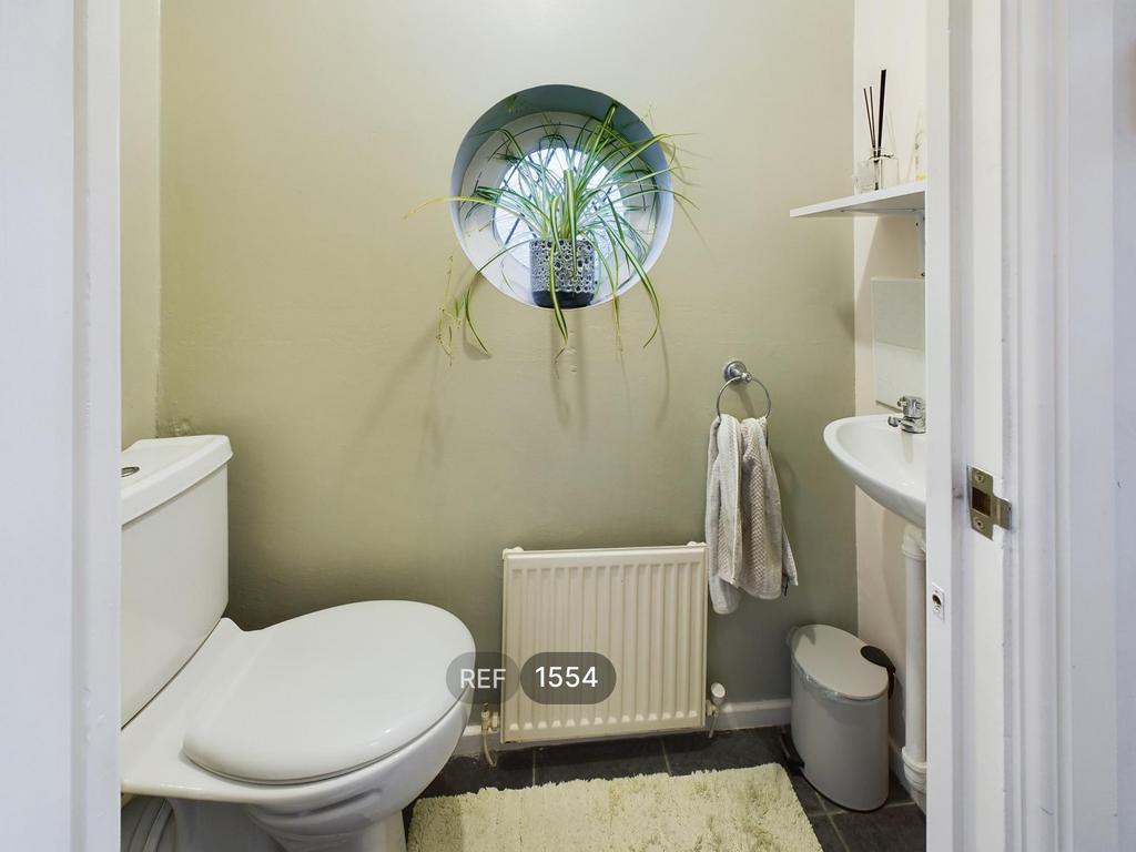 Entry &amp; WC