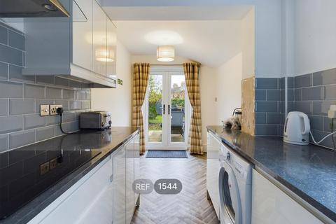 3 bedroom terraced house to rent, Norwood, Beverley, HU17 9HL