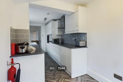 3 bedroom terraced house to rent, Norwood, Beverley, HU17 9HL