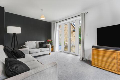 2 Augustine Way, Thame, OX9 3EA