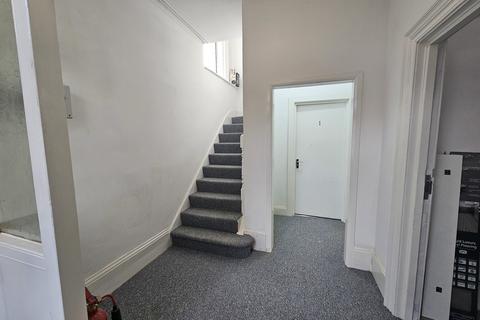 1 bedroom apartment to rent, Hamilton Road, Bournemouth