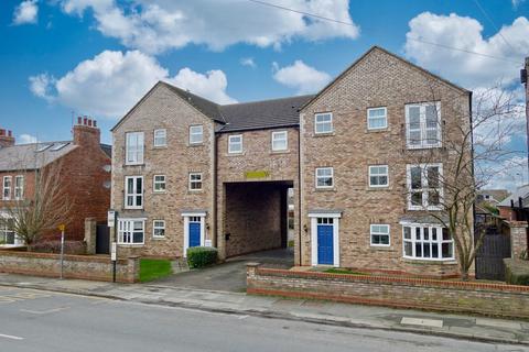 2 bedroom apartment for sale, Bowman Court, Pocklington