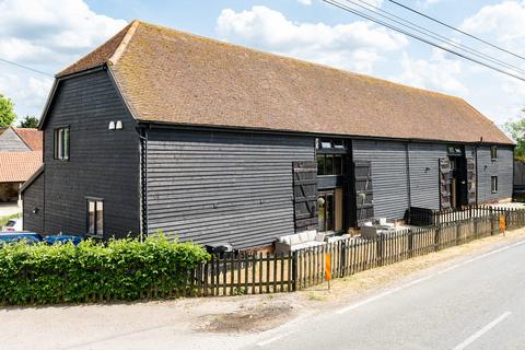 3 bedroom barn conversion to rent, High Laver Hall Farm, Ongar CM5