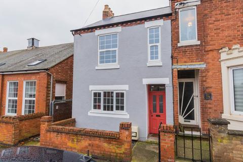 3 bedroom end of terrace house for sale, Scarborough Street, Wellingborough NN9