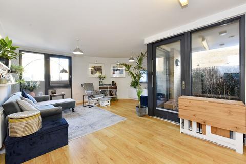 1 bedroom apartment for sale, Homer Road, London E9