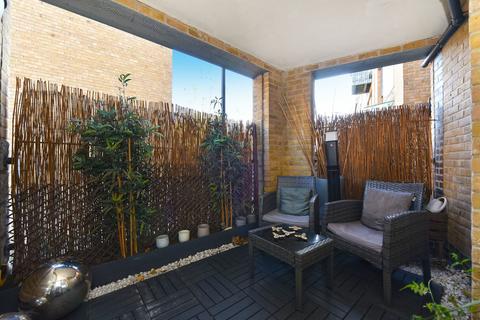 1 bedroom apartment for sale, Homer Road, London E9