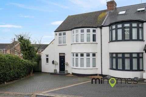 3 bedroom end of terrace house for sale, Windsor Drive, Barnet