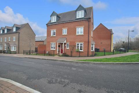 4 bedroom detached house for sale, Kiln Close, Telford, TF4 3FS