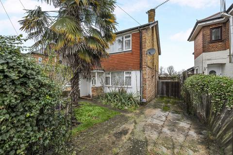 3 bedroom semi-detached house for sale, Kingsway, Woking GU21