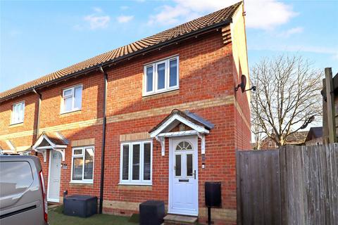 2 bedroom end of terrace house for sale, Hoebrook Close, Woking GU22