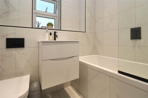 2 bedroom end of terrace house for sale, Hoebrook Close, Woking GU22