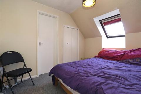 1 bedroom flat for sale, Carmel Close, Woking GU22