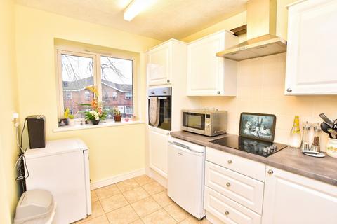 1 bedroom apartment for sale, Pegasus Court, Bury Road, Rochdale, Greater Manchester, OL11