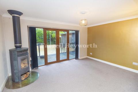 4 bedroom semi-detached house for sale, Mayfair Drive, Thornton Cleveleys FY5