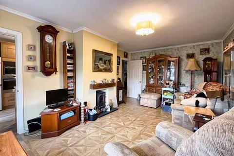 245 Delffordd, Rhos, Swansea, SA8 3EP