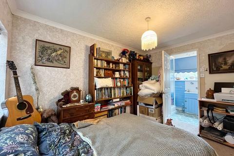 245 Delffordd, Rhos, Swansea, SA8 3EP