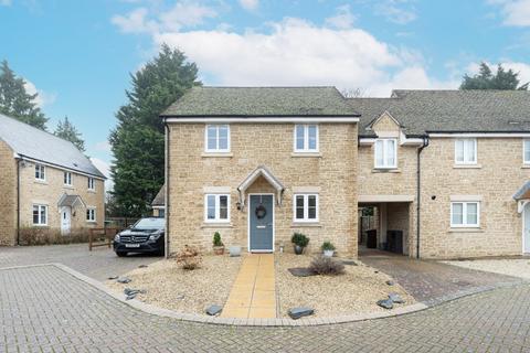 4 bedroom detached house for sale, Roman Close, Kirtlington, OX5