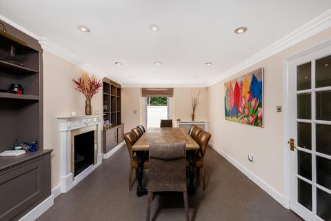 5 bedroom semi-detached house to rent, Circus Road, London, NW8